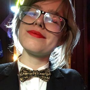 Meet your Posher, Sade